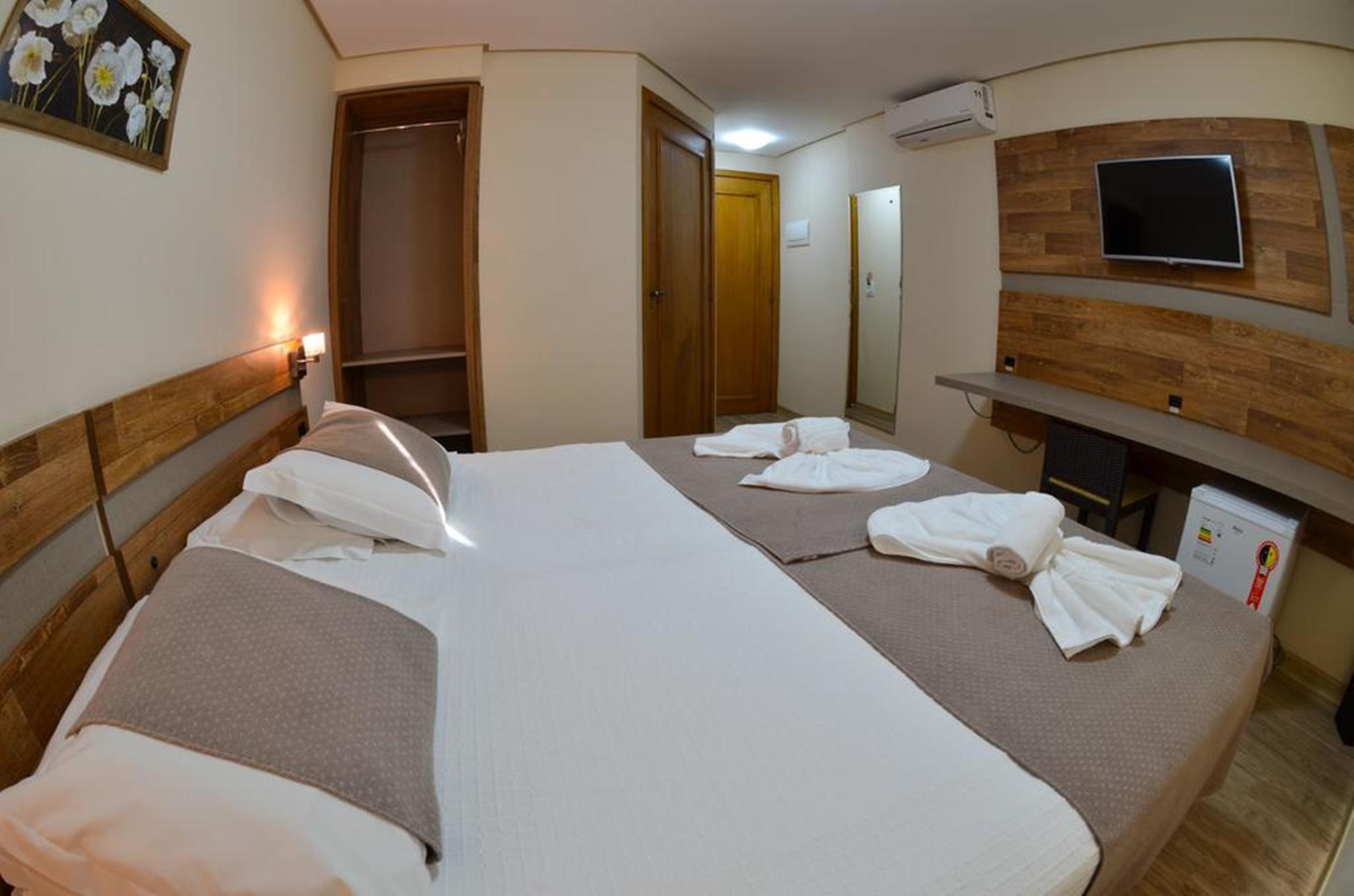 Hotel Renascenca Грамаду Екстериор снимка