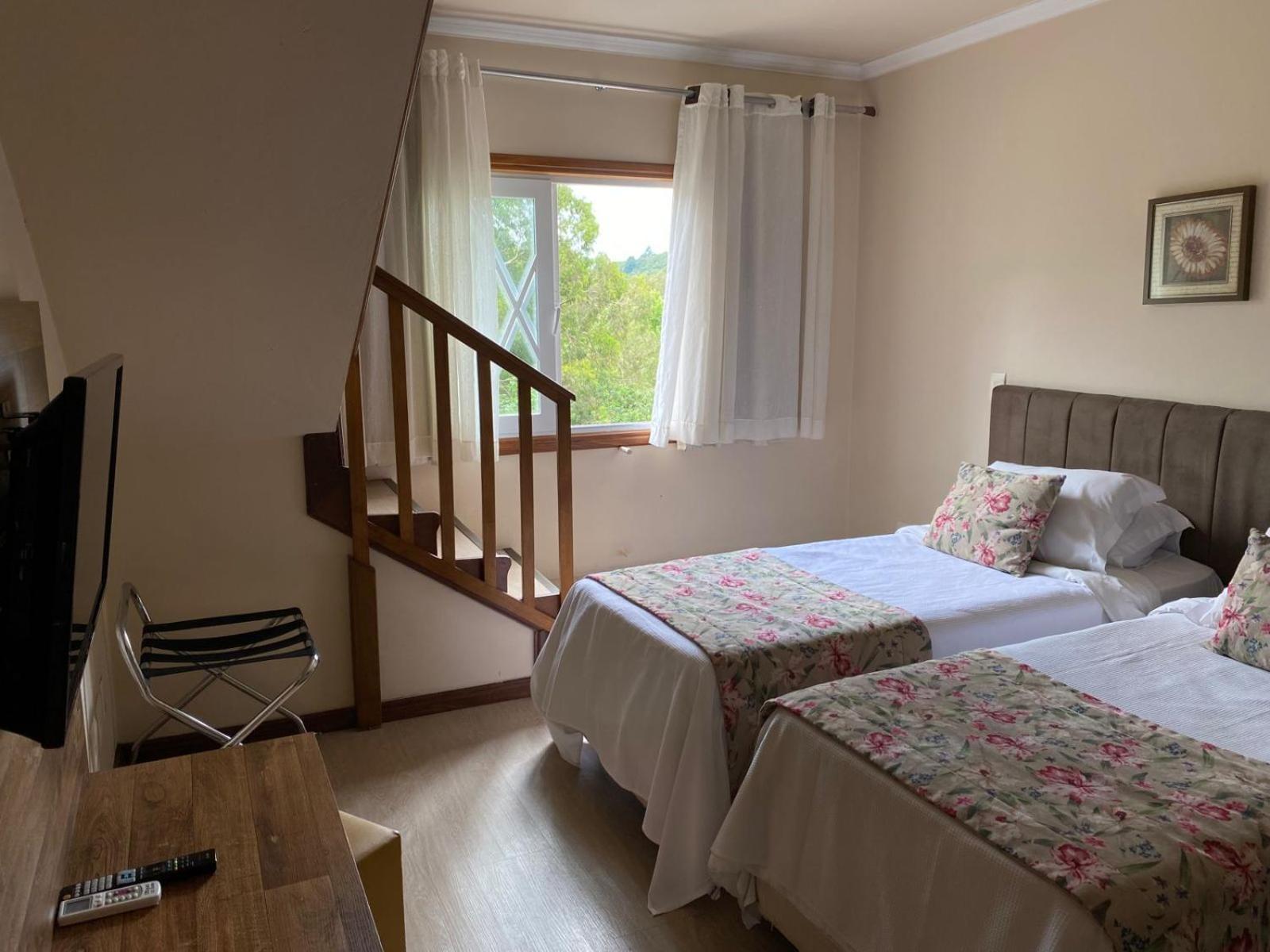Hotel Renascenca Грамаду Екстериор снимка