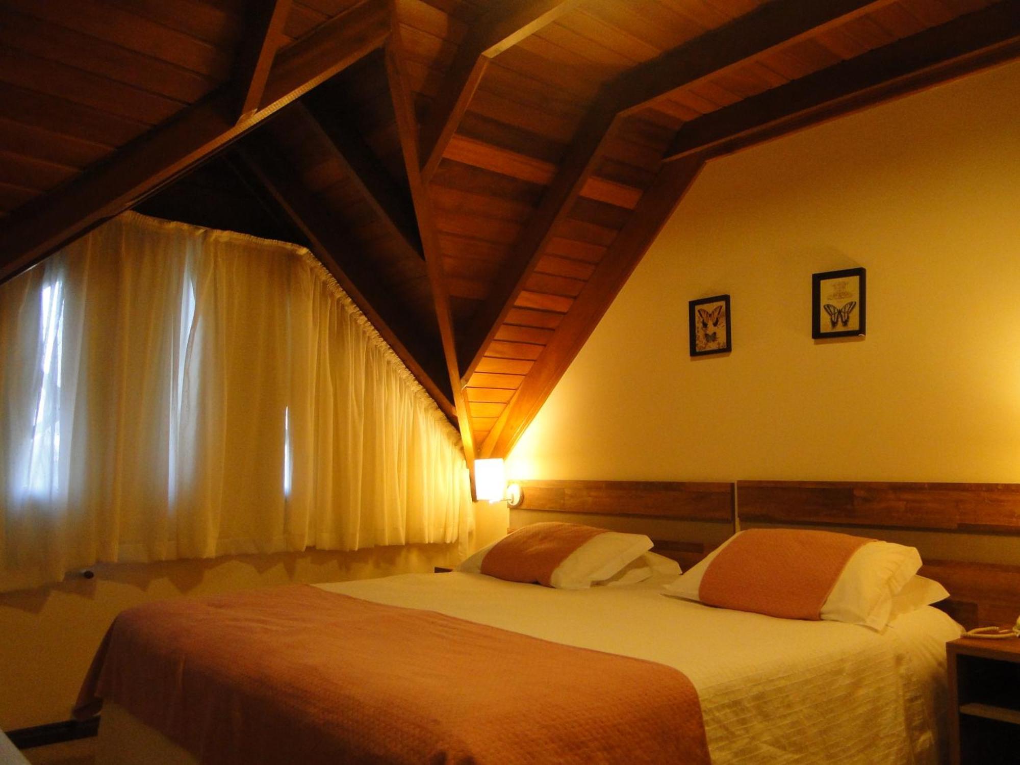 Hotel Renascenca Грамаду Екстериор снимка