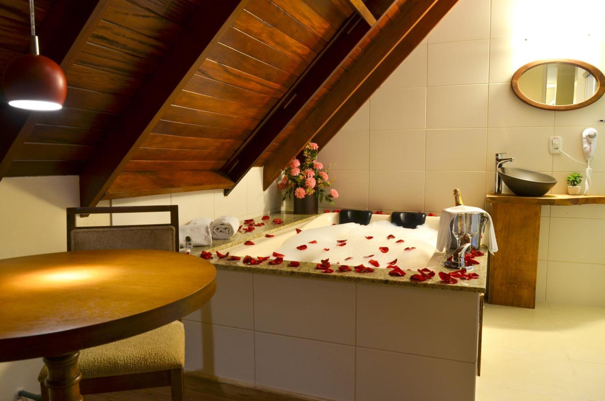 Hotel Renascenca Грамаду Екстериор снимка